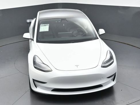 Used 2021 Tesla Model 3 Standard Range Plus image 42