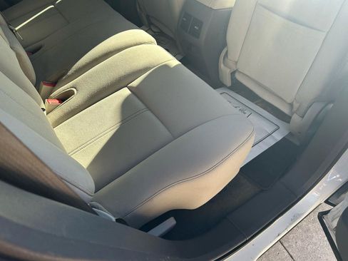 Used 2013 Ford Edge SE FWD image 11