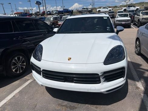 Used 2020 Porsche Cayenne AWD/4WD image 2