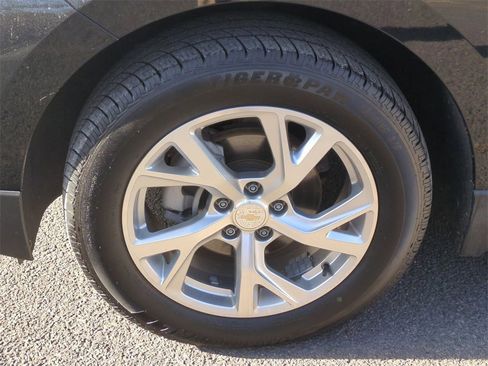 Used 2021 Chevrolet Equinox LT image 10