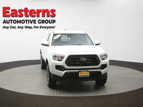 Used 2022 Toyota Tacoma SR image 50