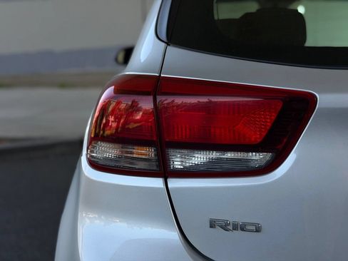 Used 2018 Kia Rio S FWD image 14