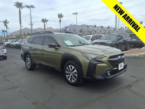 Certified 2024 Subaru Outback Premium AWD/4WD image 1