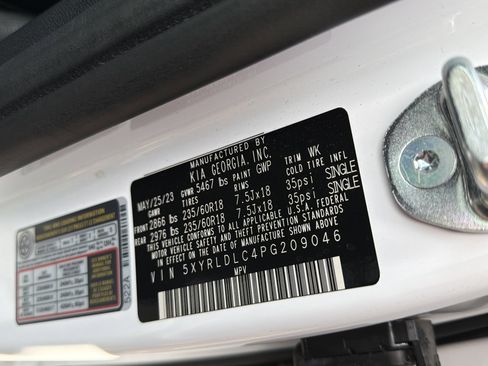 Used 2023 Kia Sorento S AWD/4WD image 27