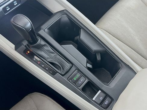 Used 2024 Honda Accord EX image 24