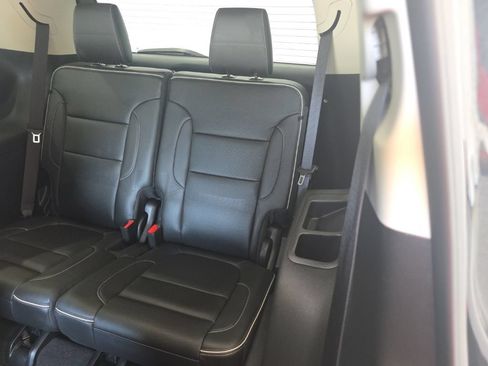 Used 2023 GMC Acadia Denali w/ Black Diamond Edition FWD image 25