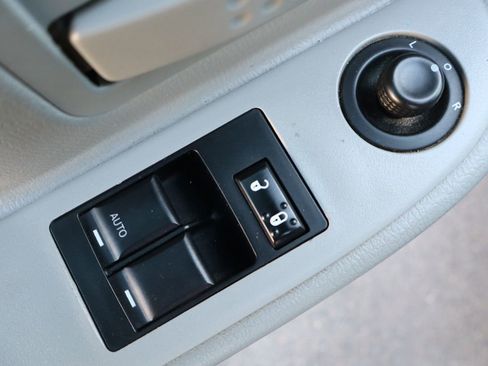 Used 2007 Dodge Dakota SLT image 28