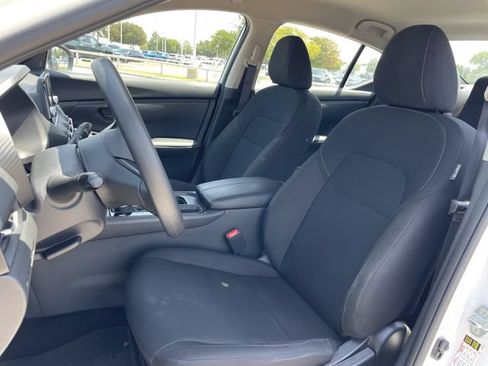 Used 2025 Nissan Sentra S FWD image 23