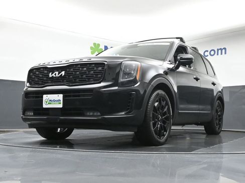 Used 2022 Kia Telluride SX w/ SX Prestige Package image 6