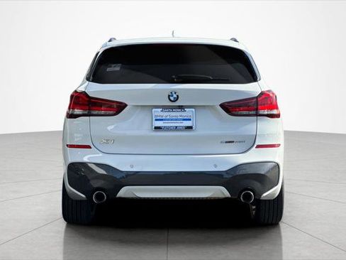 Used 2021 BMW X1 sDrive28i w/ M Sport Package image 4