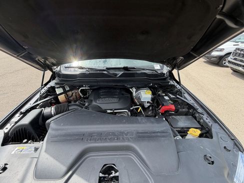 Used 2023 RAM 2500 Laramie AWD/4WD image 23