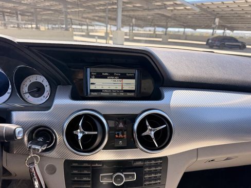 Used 2014 Mercedes-Benz GLK 350 2WD image 47