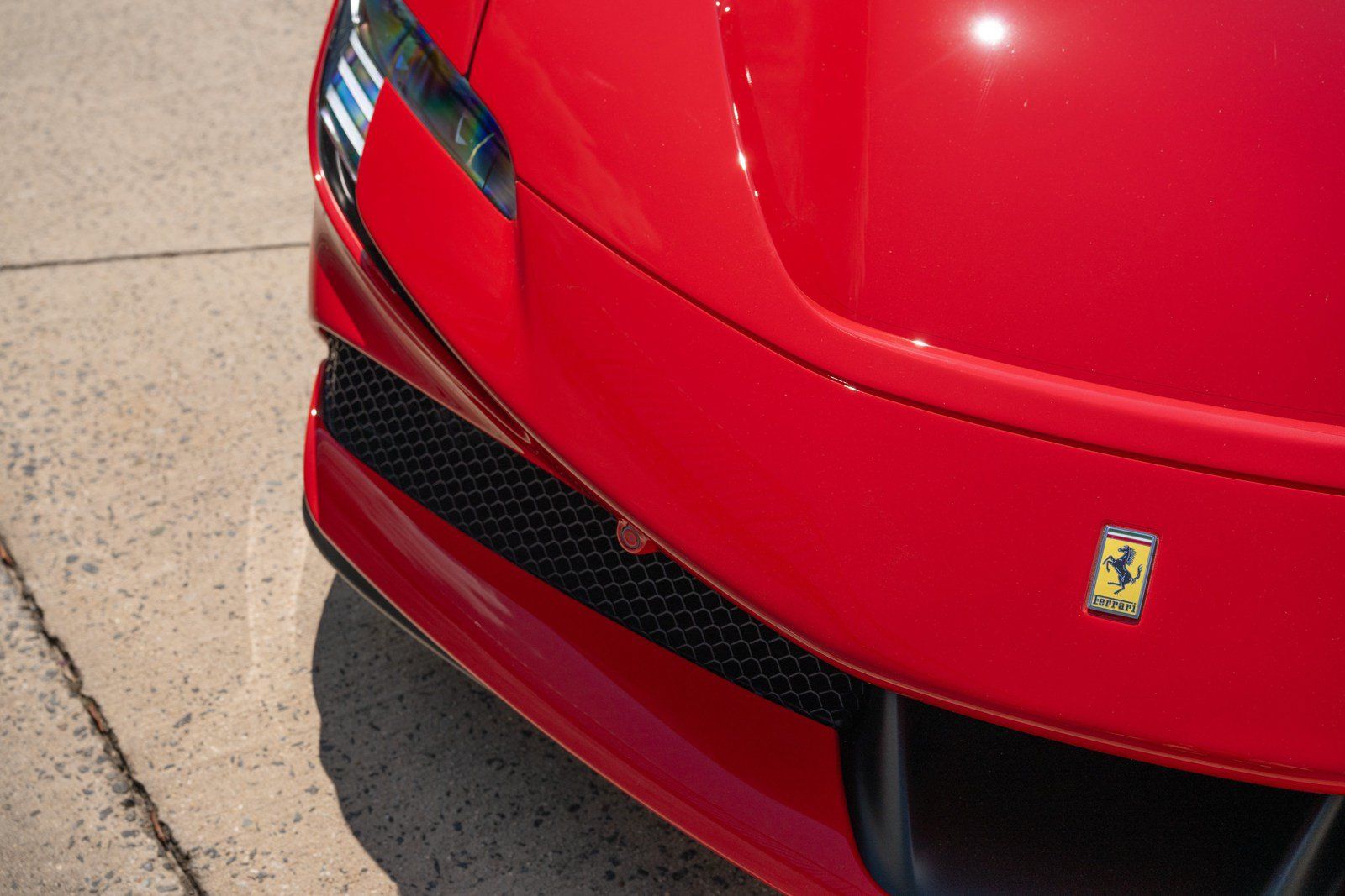 Used 2024 Ferrari SF90 Spider AWD/4WD image 11