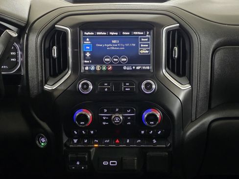 Used 2021 GMC Sierra 2500 AT4 w/ AT4 Premium Plus Package image 28