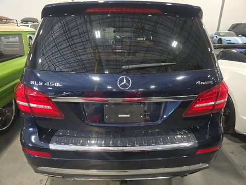 Used 2017 Mercedes-Benz GLS 450 4MATIC image 5