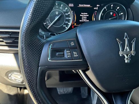 Used 2022 Maserati Levante GT AWD/4WD image 11