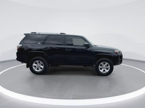 Used 2022 Toyota 4Runner SR5 AWD/4WD image 13