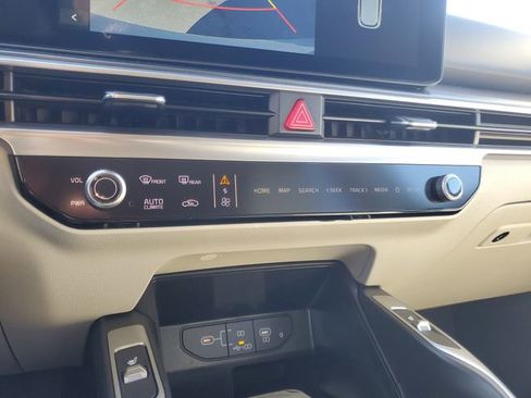 New 2026 Kia Sorento EX FWD image 23
