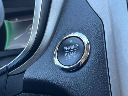 Certified 2018 Ford Fusion Energi SE FWD image 23