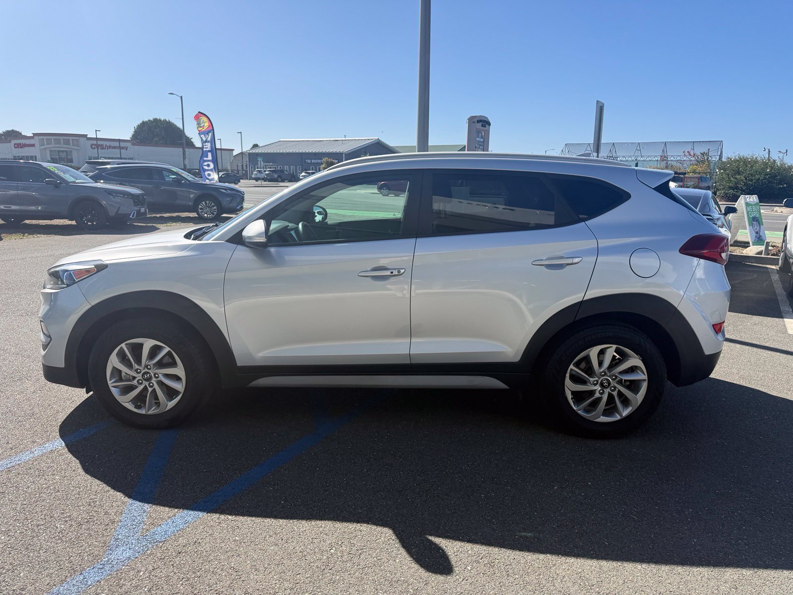 Used 2017 Hyundai Tucson SE Plus w/ Cargo Package AWD/4WD image 5