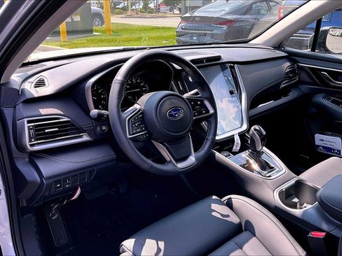 Used 2025 Subaru Legacy Limited image 8