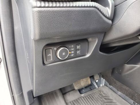 Used 2024 Ford Ranger Lariat w/ FX4 Off-Road Package AWD/4WD image 12
