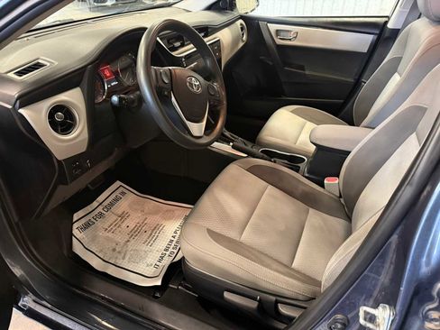 Used 2017 Toyota Corolla LE image 19