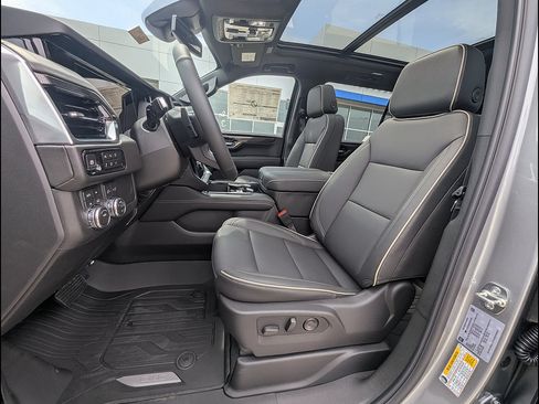 New 2026 GMC Yukon XL Elevation w/ LPO, Floor Liner Package AWD/4WD image 13