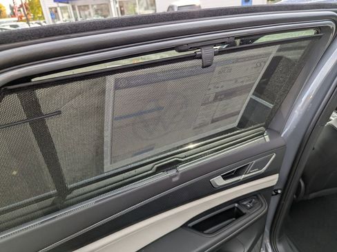 New 2026 Volkswagen Atlas Cross Sport SEL Premium R-Line image 32