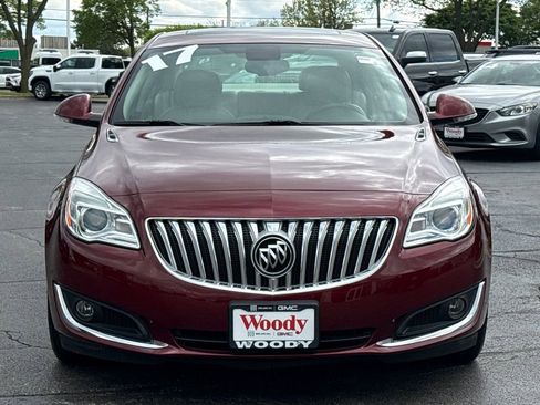 Used 2017 Buick Regal Sport Touring FWD image 4