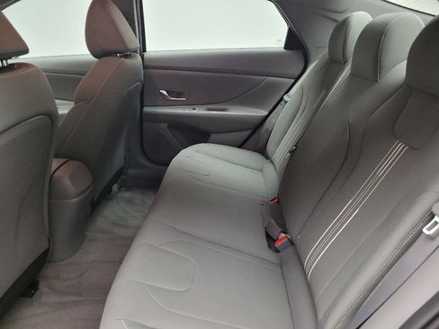 Used 2023 Hyundai Elantra SEL FWD image 18