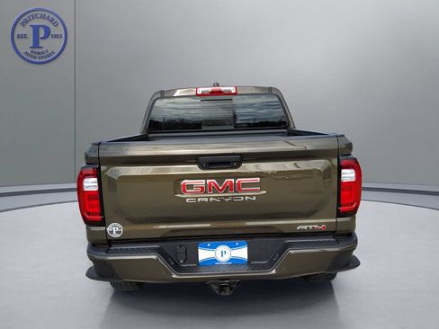 Used 2023 GMC Canyon AT4 w/ AT4 Premium Package AWD/4WD image 6