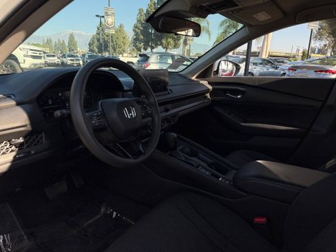 Used 2023 Honda Accord LX image 15