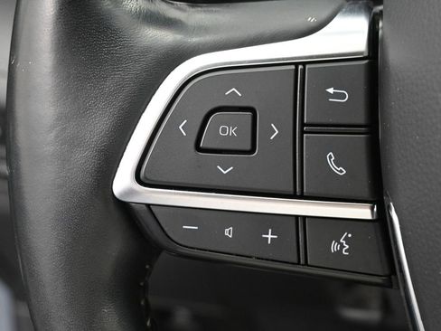 Used 2020 Toyota Highlander Limited image 18