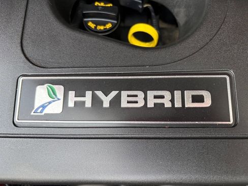 Used 2017 Ford C-MAX Titanium w/ Equipment Group 301A image 37