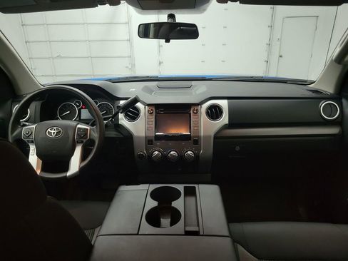 Used 2016 Toyota Tundra SR5 image 11