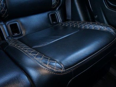 Used 2021 Jeep Gladiator Overland image 64