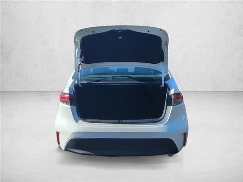 Used 2025 Toyota Corolla LE FWD image 6