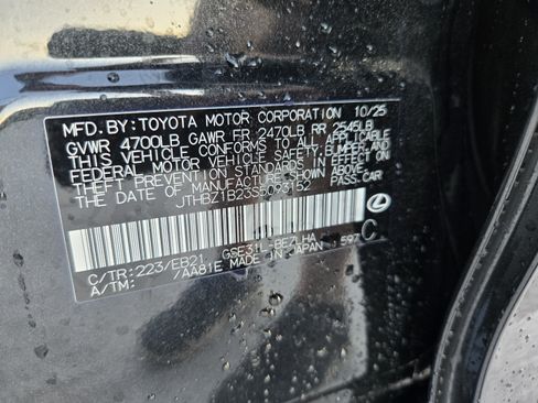 Used 2025 Lexus IS 350 F Sport RWD image 31
