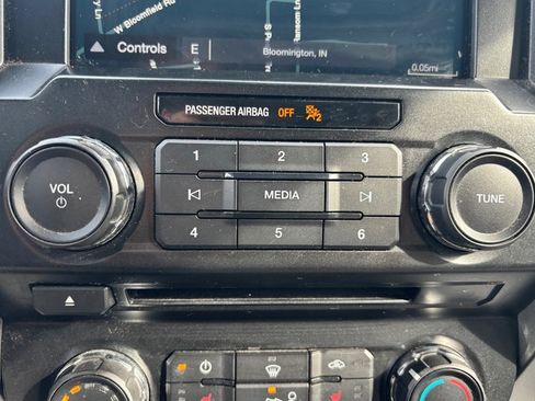 Used 2016 Ford F150 XLT w/ Equipment Group 302A Luxury image 24