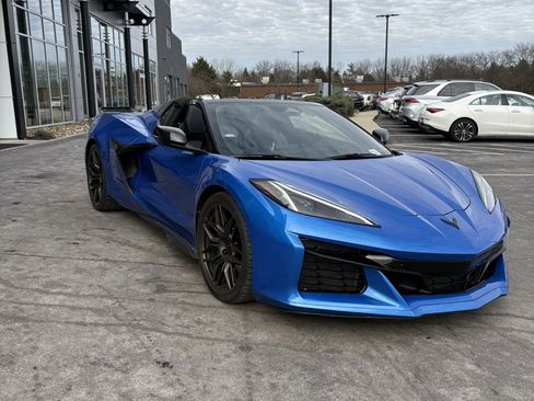 Used 2024 Chevrolet Corvette Z06 w/ Stealth Interior Trim Package image 10