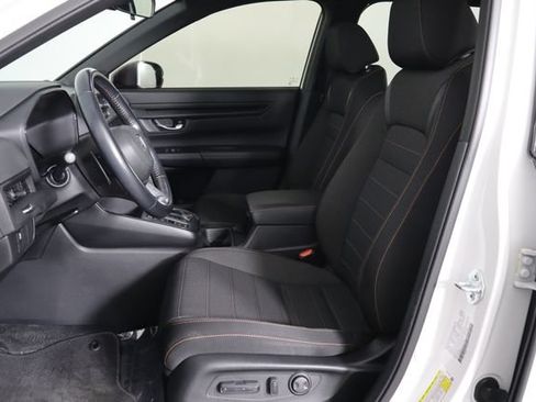 Used 2025 Honda CR-V Sport image 14
