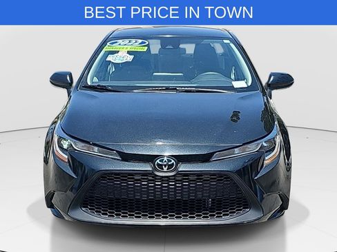 Used 2022 Toyota Corolla LE w/ Carpet Mat Package (TMS) FWD image 2