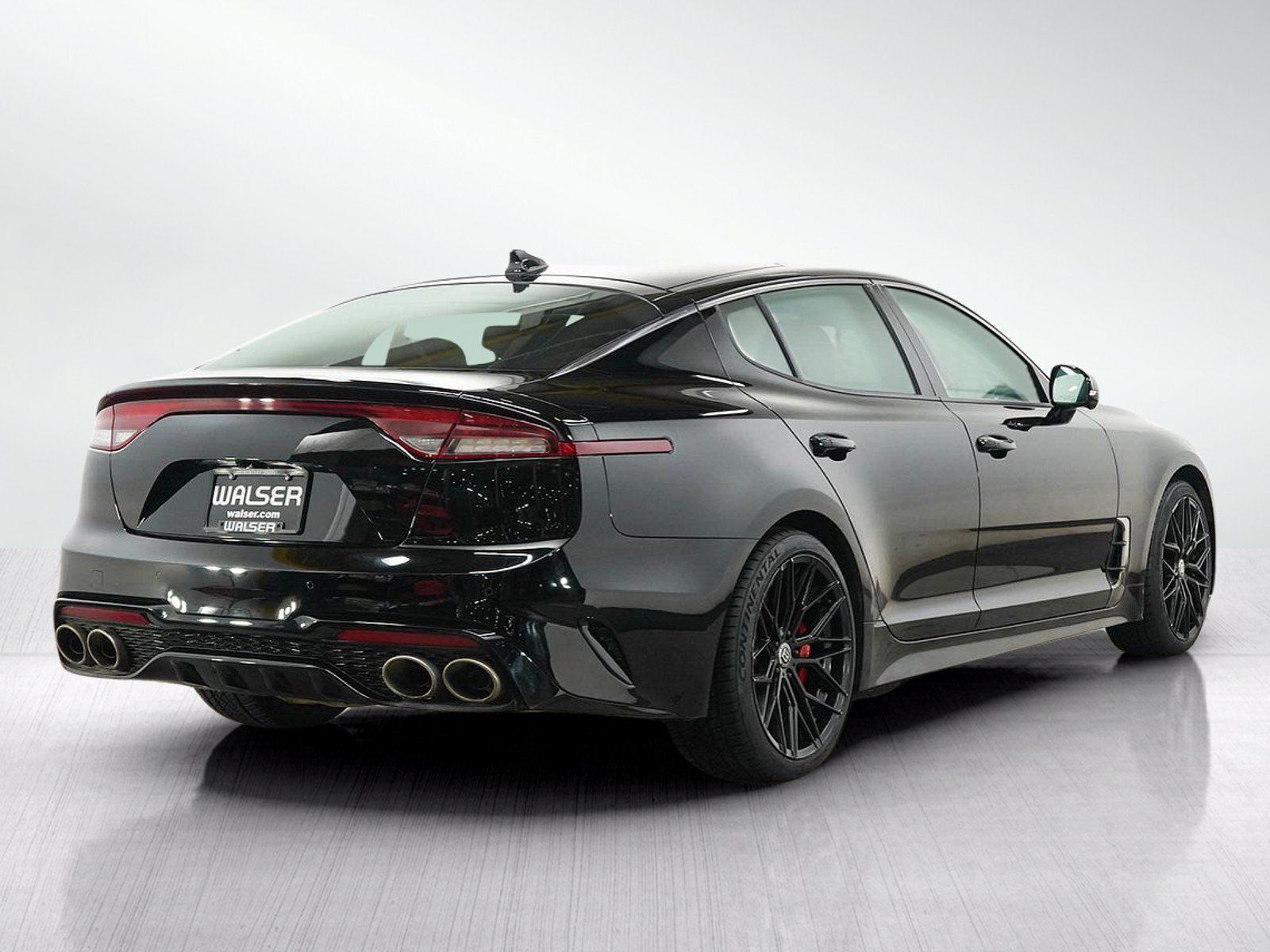Used 2022 Kia Stinger GT2 AWD/4WD image 5