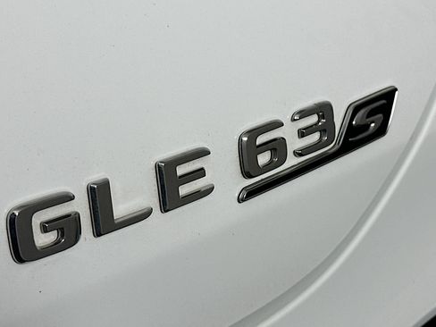 Used 2024 Mercedes-Benz GLE 63 AMG S w/ Driver Assistance Package image 27