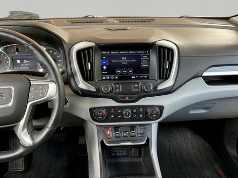 Used 2019 GMC Terrain SLT w/ Preferred Package AWD/4WD image 9