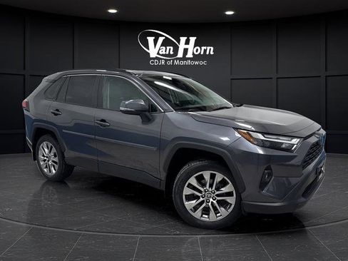 Used 2023 Toyota RAV4 XLE Premium image 1