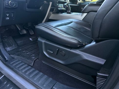 Used 2020 Ford F150 Lariat w/ Equipment Group 502A Luxury AWD/4WD image 24