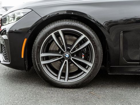 Used 2022 BMW 750i xDrive w/ Executive Package image 53