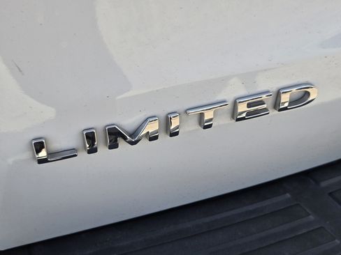 Certified 2023 Ford Expedition Limited RWD image 8